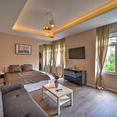 Z&N Luxury Belgrade Appartment - City Center Belgrado Exterior foto